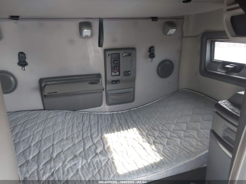 2019 Volvo Vnl VIN: 4V4NC9EH3KN872988 Lot: 43305390