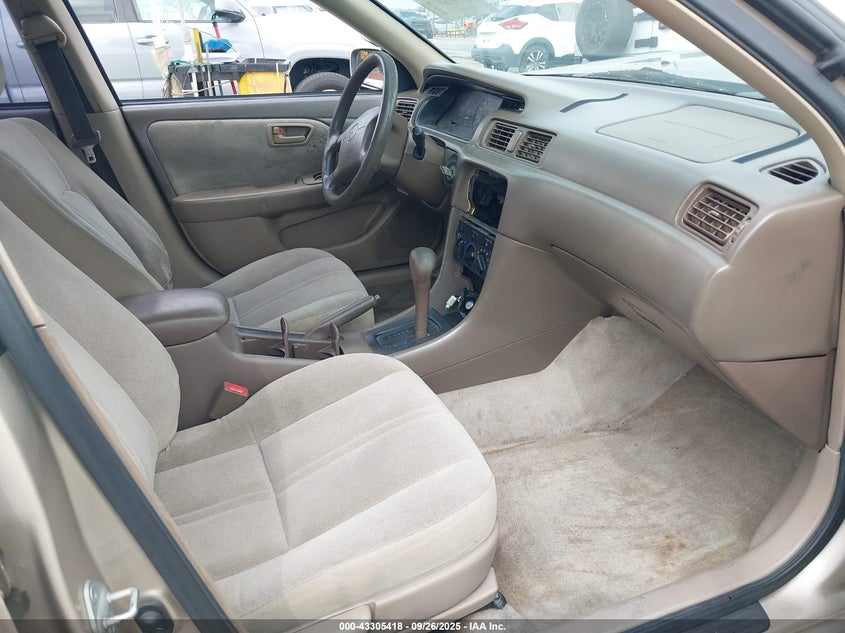4T1BG22K41U869429 2001 TOYOTA CAMRY photo no. 5