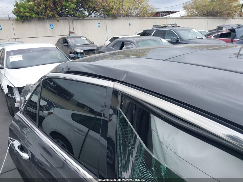 2018 CHRYSLER 300 LIMITED - 2C3CCAEGXJH207867