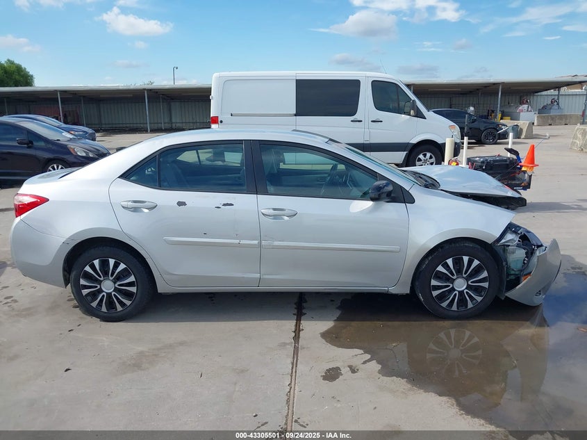2017 Toyota Corolla Le VIN: 5YFBURHE5HP724608 Lot: 43305501