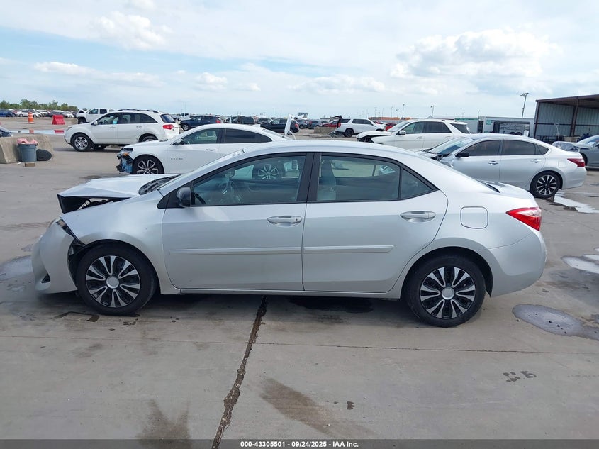 2017 Toyota Corolla Le VIN: 5YFBURHE5HP724608 Lot: 43305501