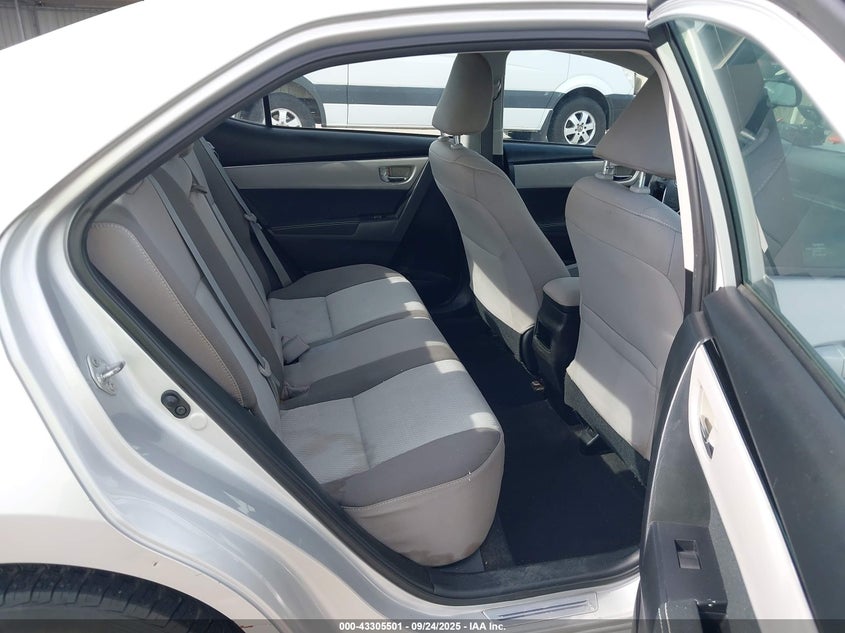 2017 Toyota Corolla Le VIN: 5YFBURHE5HP724608 Lot: 43305501