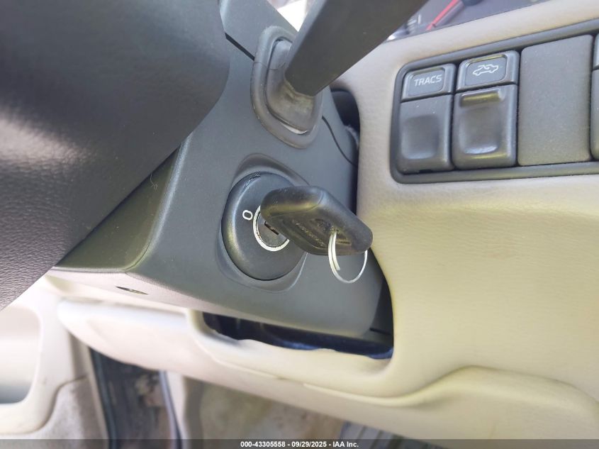 1999 Volvo V70 VIN: YV1LW55A2X2575297 Lot: 43305558