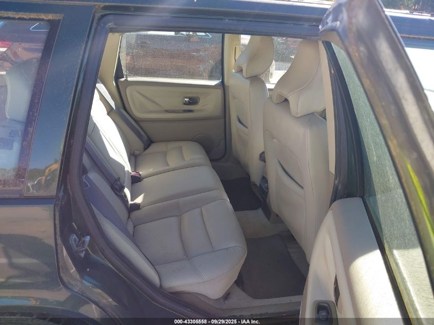 1999 Volvo V70 VIN: YV1LW55A2X2575297 Lot: 43305558