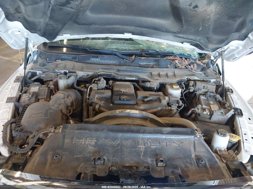 2018 Ram 3500 Limited 4X4 8' Box VIN: 3C63R3KLXJG401393 Lot: 43305583