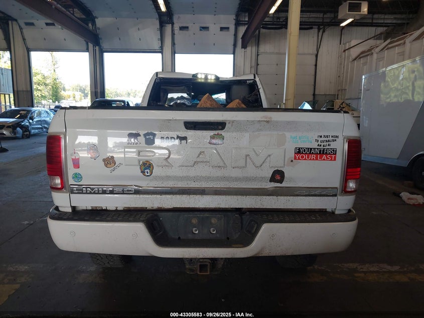 2018 Ram 3500 Limited 4X4 8' Box VIN: 3C63R3KLXJG401393 Lot: 43305583