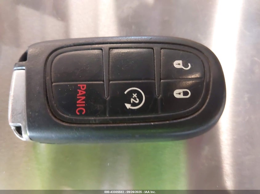 2018 Ram 3500 Limited 4X4 8' Box VIN: 3C63R3KLXJG401393 Lot: 43305583