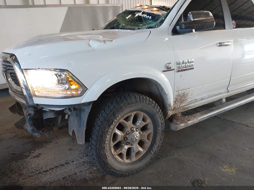 2018 Ram 3500 Limited 4X4 8' Box VIN: 3C63R3KLXJG401393 Lot: 43305583