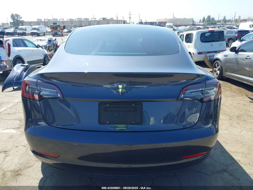 2022 Tesla Model 3 Rear-Wheel Drive VIN: 5YJ3E1EA2NF373541 Lot: 43305651