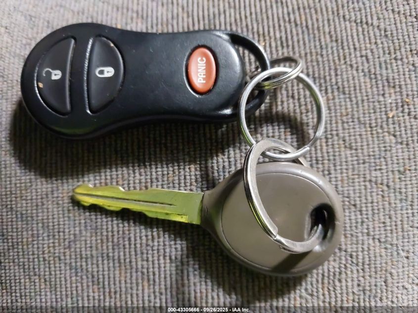 2002 Dodge Caravan Sport VIN: 1B4GP45362B717205 Lot: 43305666