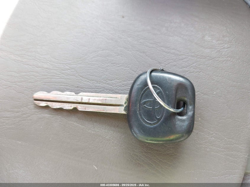 2007 Toyota Sequoia Sr5 V8 VIN: 5TDBT44A17S278018 Lot: 43305686