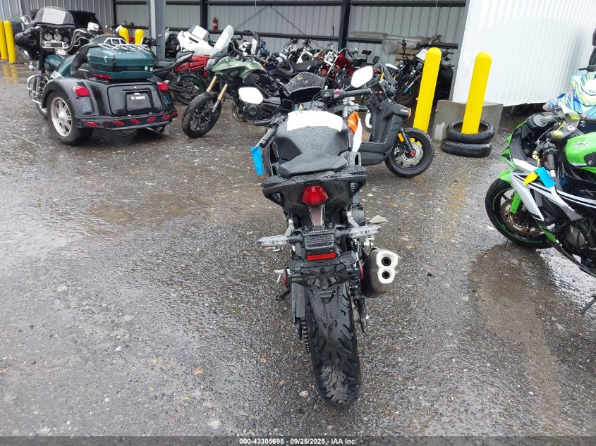 2024 Honda Cbr500 Ra VIN: MLHPC7050R5000006 Lot: 43305698