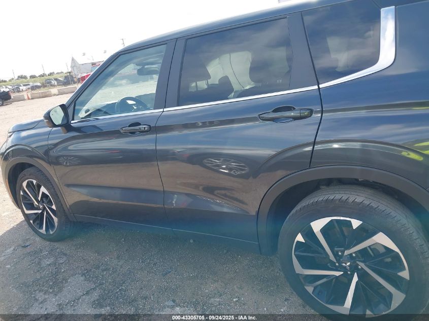 2024 Mitsubishi Outlander Se 2.5 2Wd/Se Black Edition S-Awc/Se Black Edition W/Pano Roof S-Awc VIN: JA4J3VA83RZ082371 Lot: 43305705