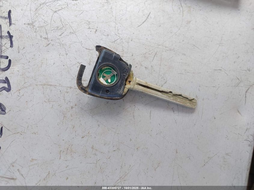 1994 Lexus Ls 400 VIN: JT8UF11E4R0196990 Lot: 43305727