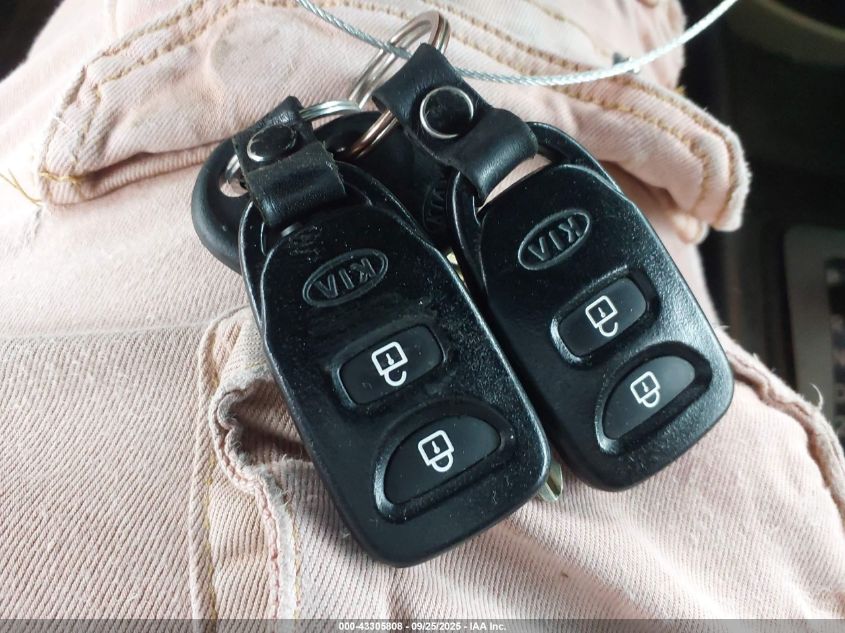 2010 Kia Soul ! VIN: KNDJT2A20A7110983 Lot: 43305808