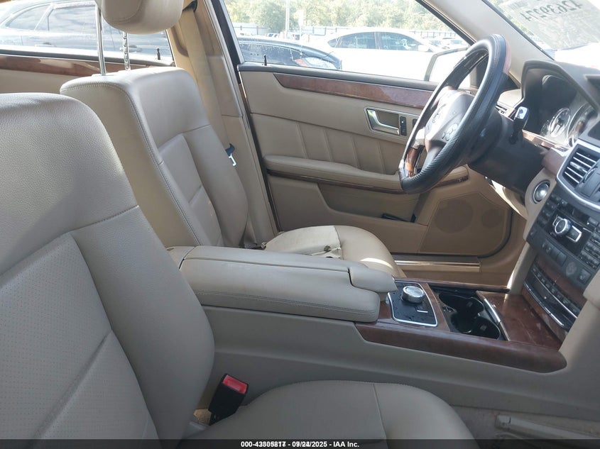 2013 MERCEDES-BENZ E 350 - WDDHF5KB3DA700808