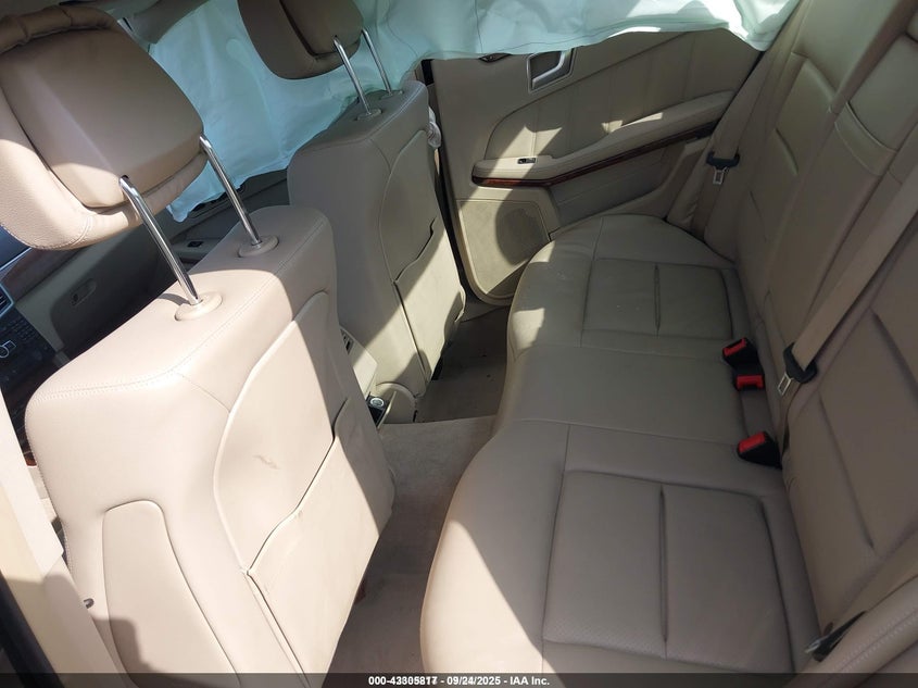 2013 MERCEDES-BENZ E 350 - WDDHF5KB3DA700808