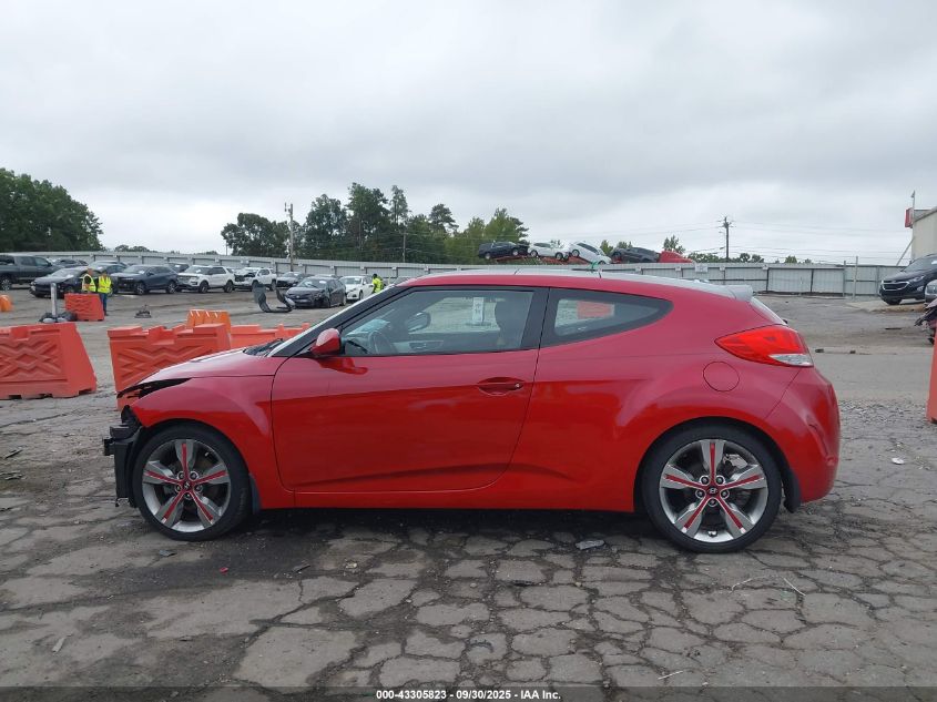 2016 Hyundai Veloster VIN: KMHTC6AD1GU288800 Lot: 43305823