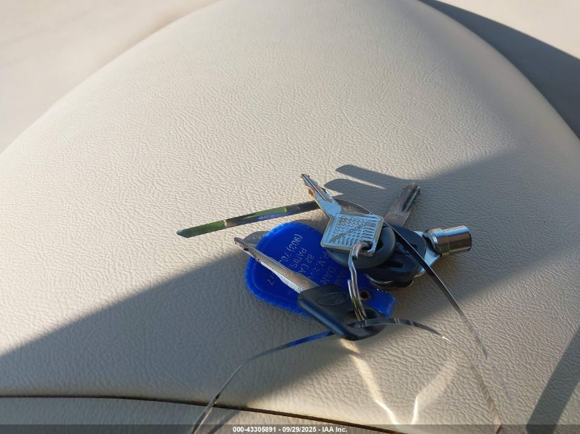 2007 Ford F550 Super Duty Stripped Chass VIN: 1F6NF53Y770A05387 Lot: 43305891