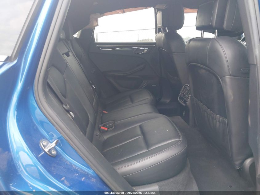 2017 Porsche Macan VIN: WP1AA2A55HLB02216 Lot: 43305990