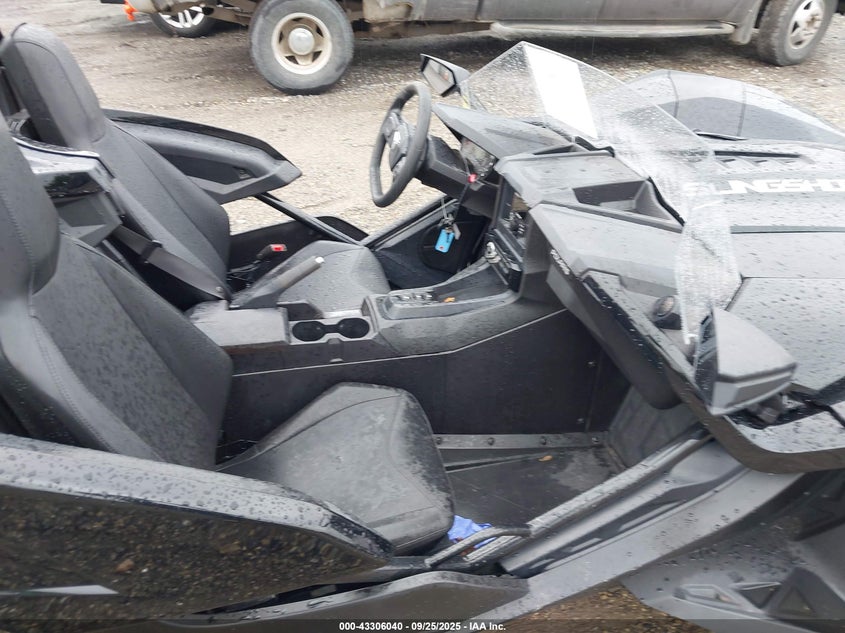 VIN 57XAATHD6P8156539 2023 POLARIS SLINGSHOT S WITH TECHNOLOGY PACKAGE