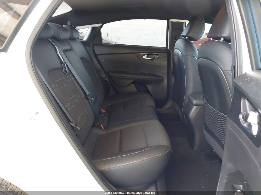 2023 Kia Forte Gt-Line VIN: 3KPF54AD1PE656682 Lot: 43306042