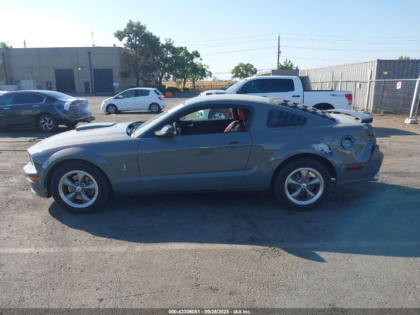 2005 Ford Mustang Gt Deluxe/Gt Premium VIN: 1ZVFT82H355147195 Lot: 43306051