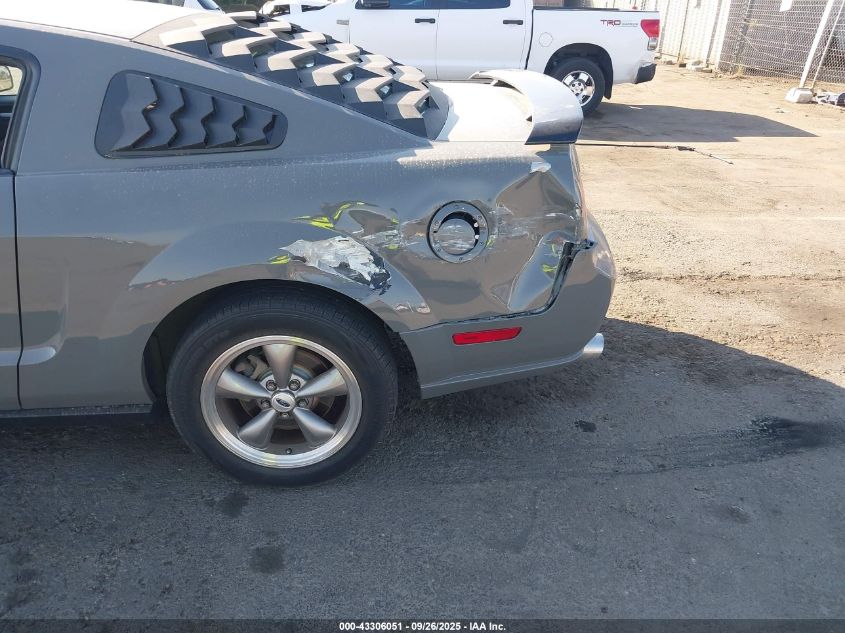 2005 Ford Mustang Gt Deluxe/Gt Premium VIN: 1ZVFT82H355147195 Lot: 43306051