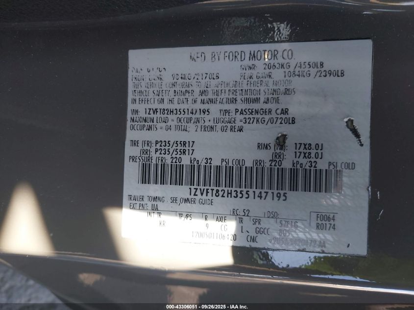 2005 Ford Mustang Gt Deluxe/Gt Premium VIN: 1ZVFT82H355147195 Lot: 43306051