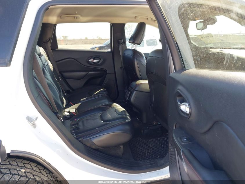 2015 Jeep Cherokee Trailhawk VIN: 1C4PJMBS4FW751142 Lot: 43306156