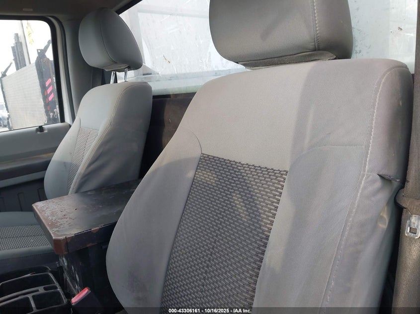 2015 Ford F-450 Chassis Xl VIN: 1FDUF4GYXFEA76237 Lot: 43306161