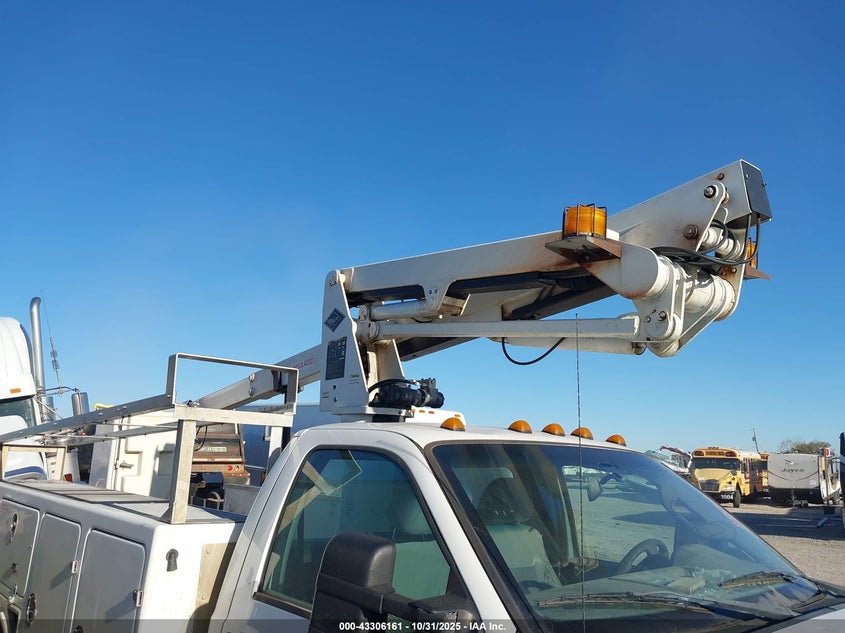 2015 Ford F-450 Chassis Xl VIN: 1FDUF4GYXFEA76237 Lot: 43306161