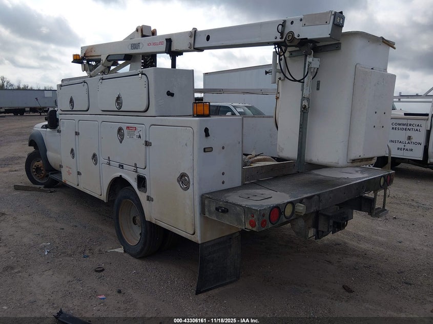 1FDUF4GYXFEA76237 2015 FORD F450 photo no. 3