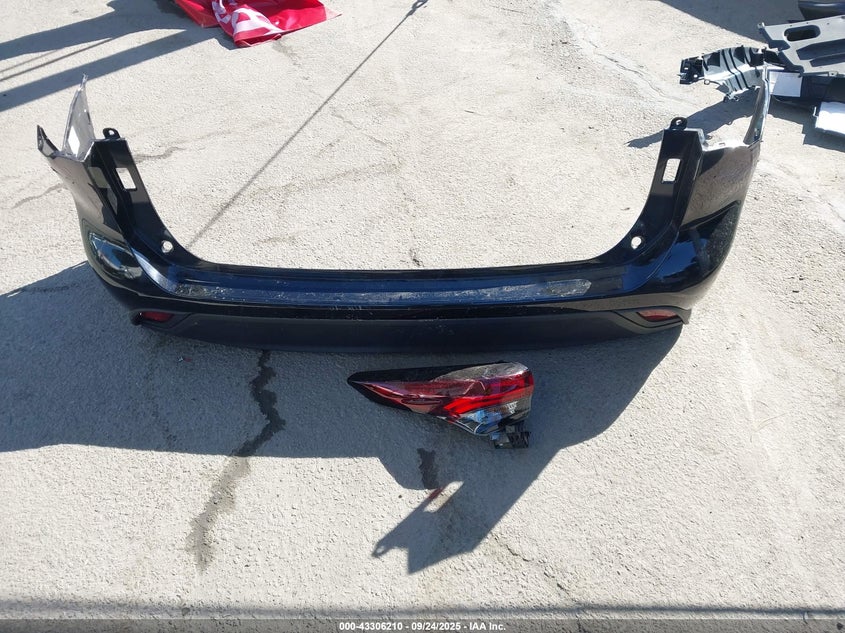 2024 TOYOTA HIGHLANDER XLE 5TDKDRAH2RS052150