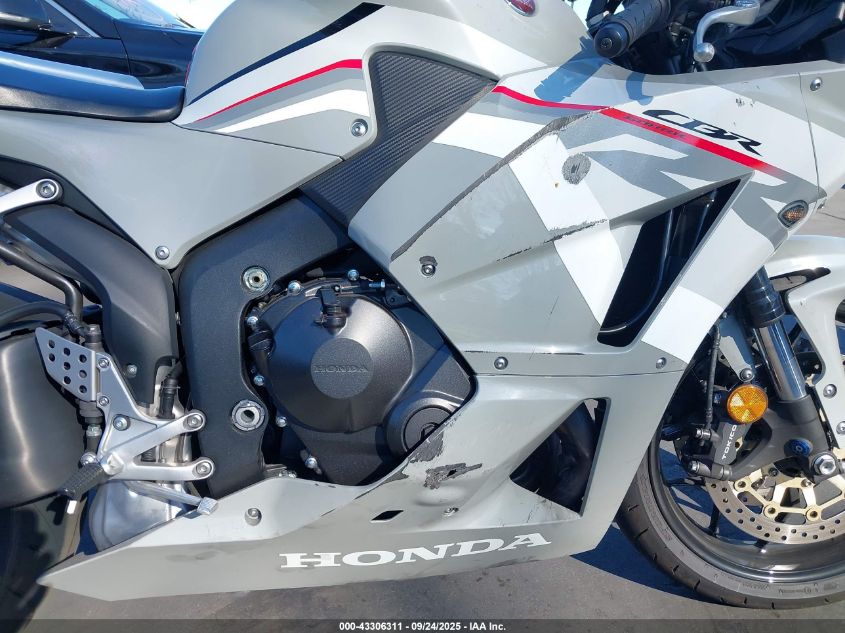 2025 Honda Cbr600 Rr VIN: JH2PC40H3SK200422 Lot: 43306311