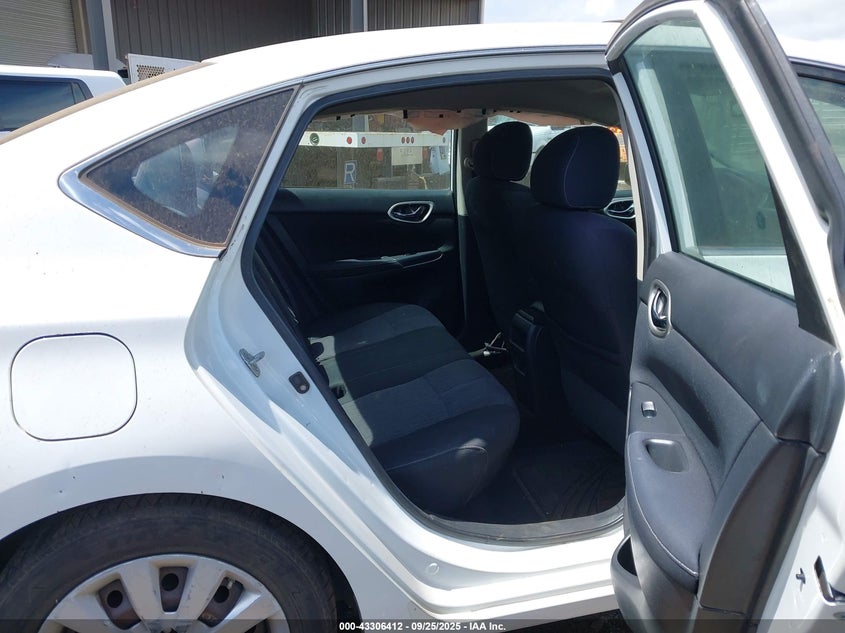 2015 NISSAN SENTRA FE+ S/S/SL/SR/SV - 3N1AB7AP9FL629077