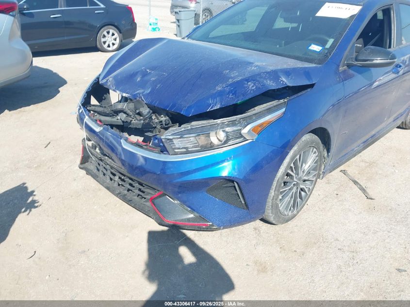 2024 Kia Forte Gt-Line VIN: 3KPF54AD9RE811529 Lot: 43306417