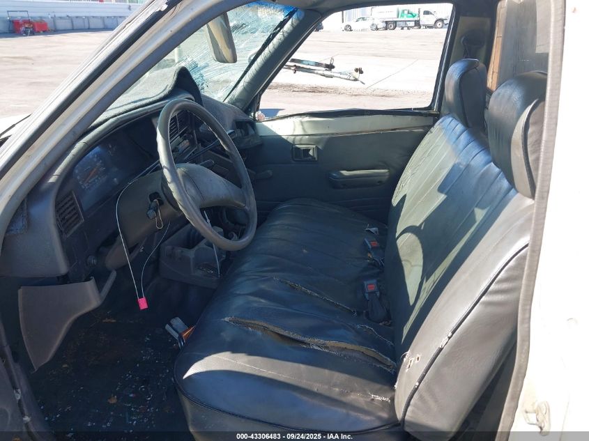 1989 Toyota Pickup Cab Chassis Super Long Wb VIN: JT5VN94T7K0011575 Lot: 43306483