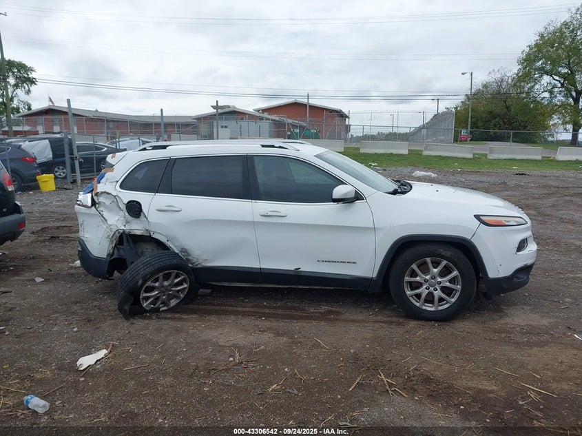 2016 Jeep Cherokee Latitude VIN: 1C4PJLCB8GW116158 Lot: 43306542