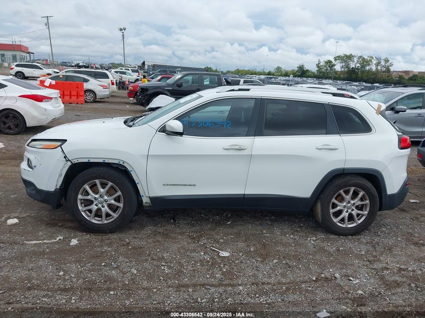 2016 Jeep Cherokee Latitude VIN: 1C4PJLCB8GW116158 Lot: 43306542