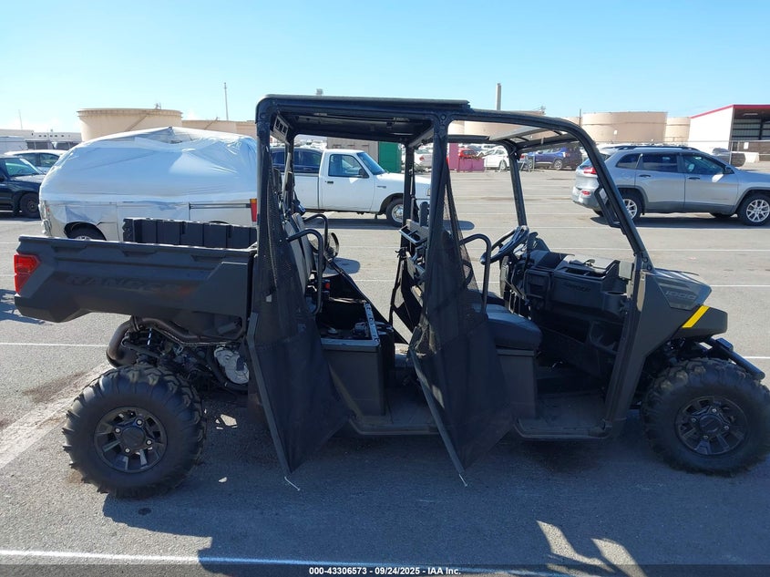 2024 Polaris Ranger Crew 1000 Premium VIN: 4XAT6E999R8463416 Lot: 43306573