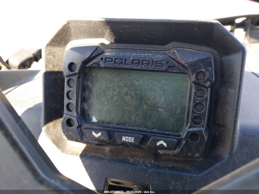 2024 Polaris Ranger Crew 1000 Premium VIN: 4XAT6E999R8463416 Lot: 43306573