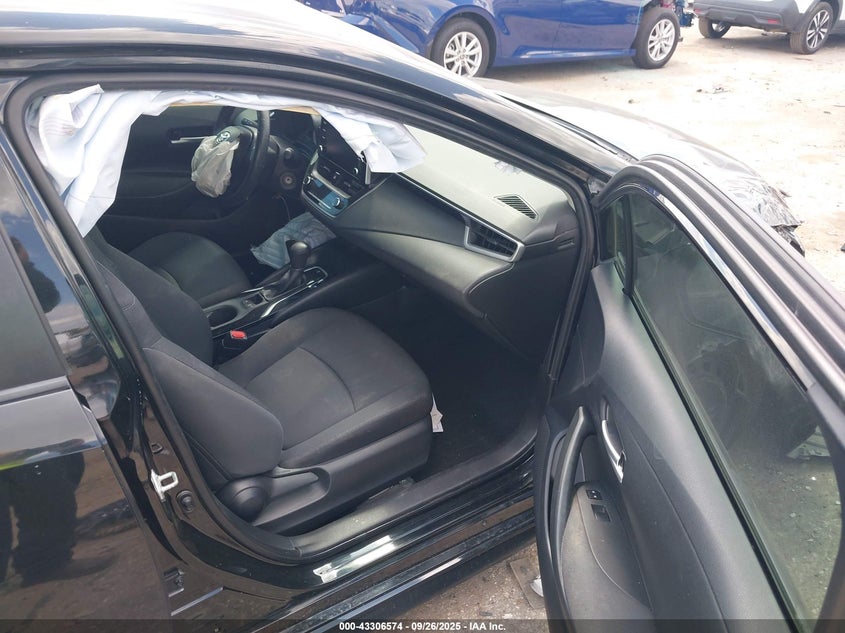 2020 TOYOTA COROLLA LE - 5YFEPRAE2LP110624