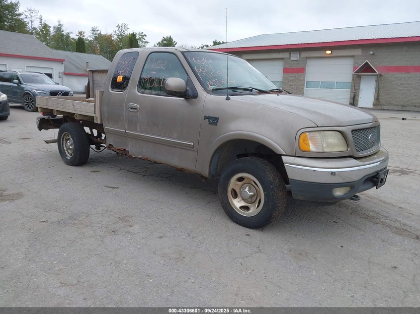 1FTRX18W31NA34374 2001 Ford F-150 Lariat/Xl/Xlt auction photo 1
