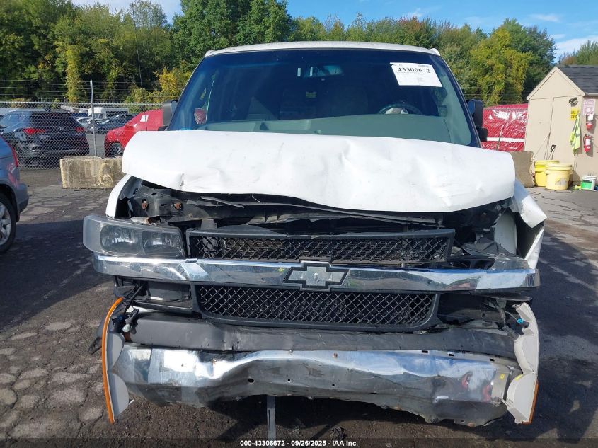 2018 Chevrolet Express 2500 Work Van VIN: 1GCWGAFGXJ1906135 Lot: 43306672