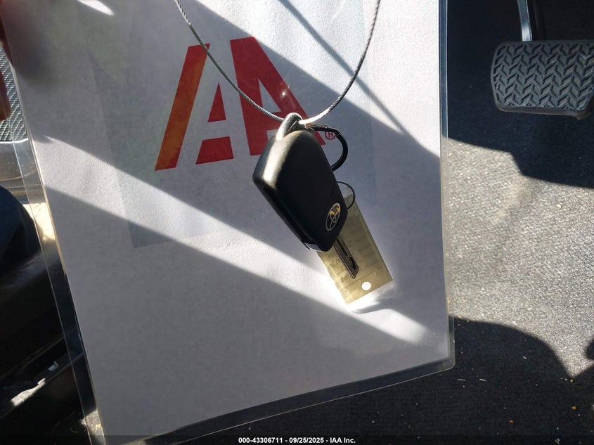 2024 TOYOTA COROLLA LE - 5YFB4MDE5RP228041