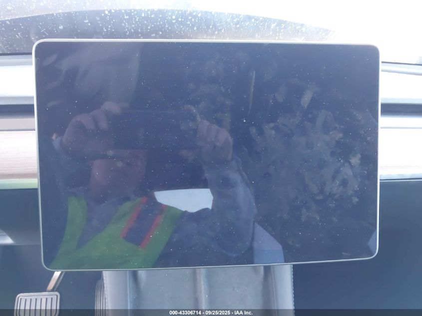 2023 Tesla Model Y Rwd VIN: 7SAYGDED3PF944424 Lot: 43306714