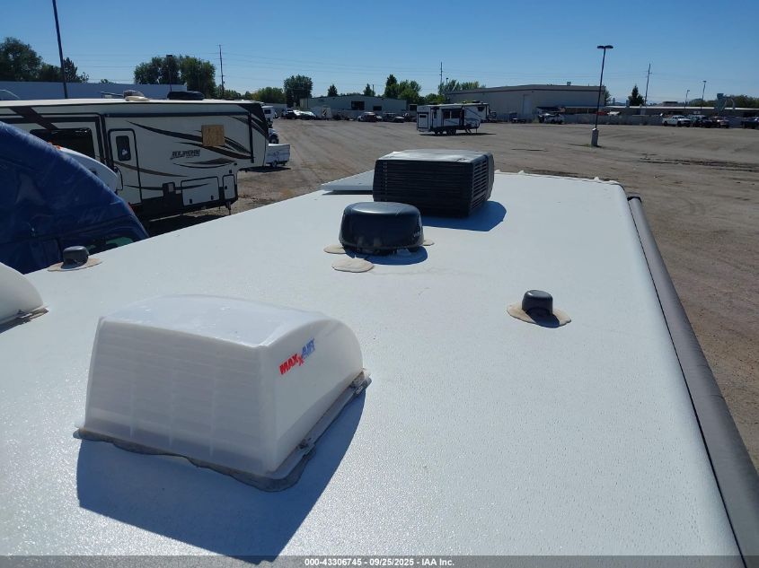 2025 Ford E-450 Cutaway VIN: 1FDXE4FN1SDD16184 Lot: 43306745