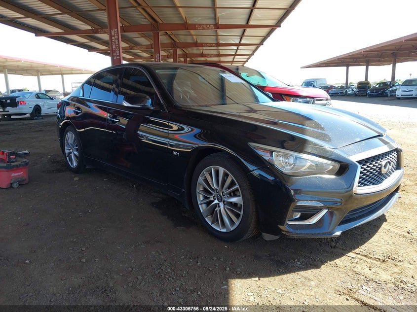 INFINITI Q50 3.0T LUXE