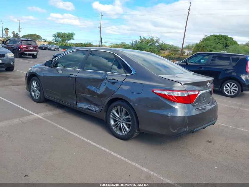 2015 TOYOTA CAMRY SE - 4T1BF1FK4FU068532
